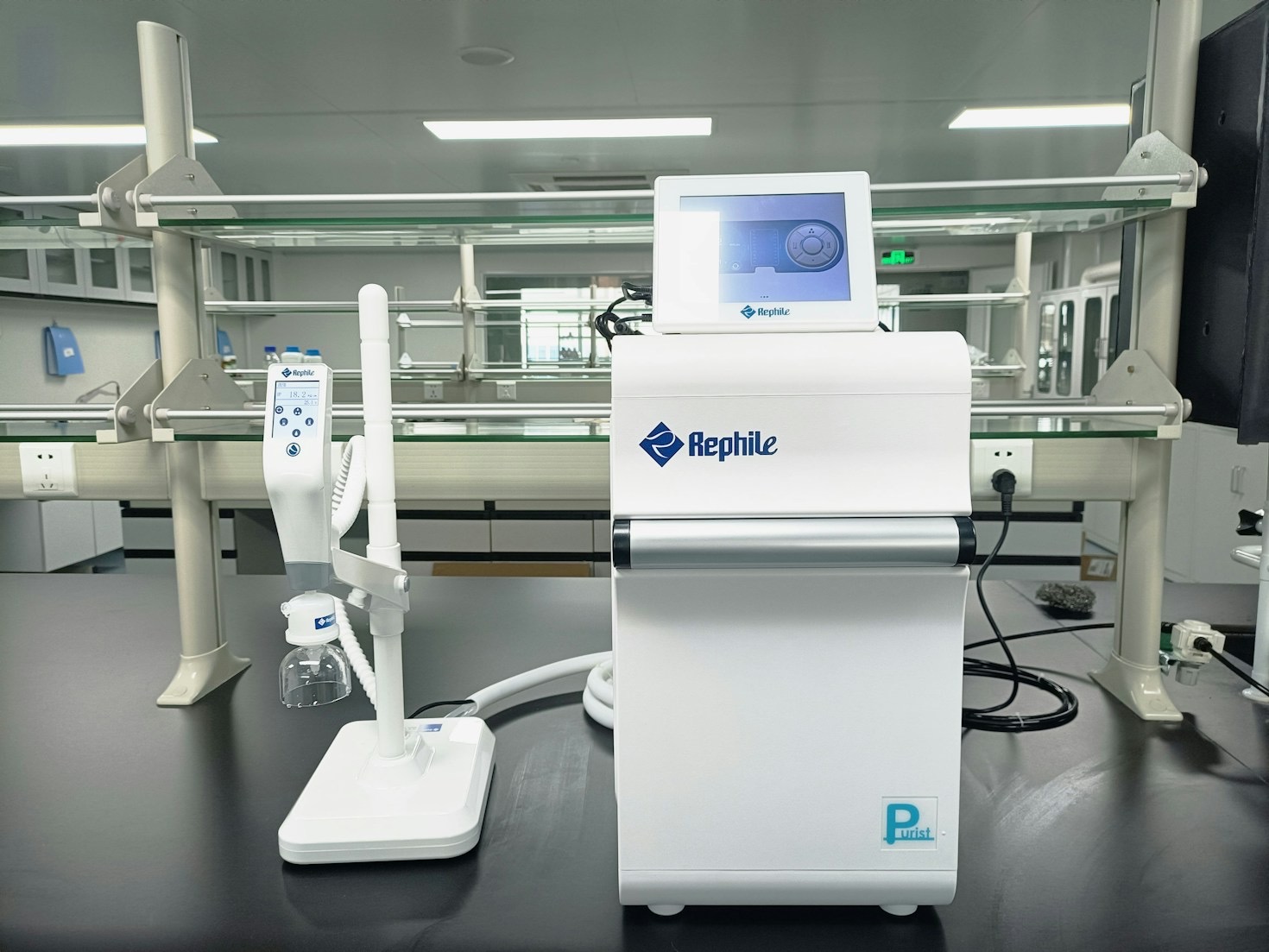 Best Practices for Handling Reconstituted Peptides in the Lab